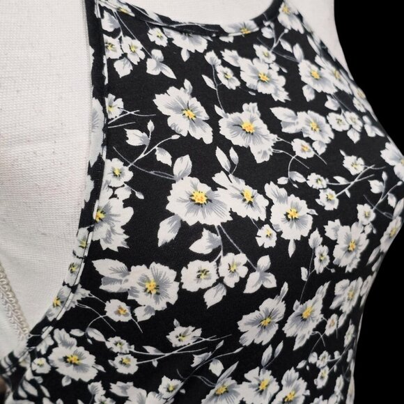 Floral Halter Neck Tank ✦ Black & White Print ✦ Tie-Back Stretch Fit Top S EUC - Picture 6 of 10